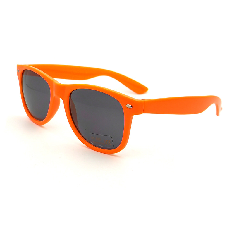 Customized Plastic Sunglasses view 4