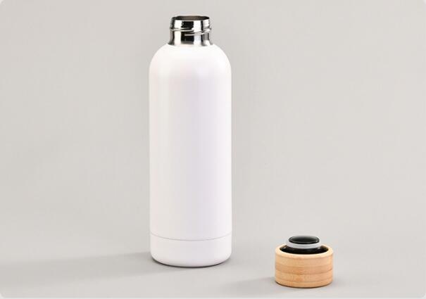 17oz Outdoor Bamboo Lid Vacuum Cup view 2