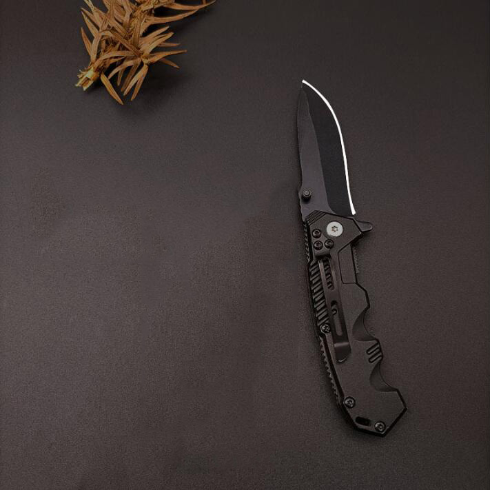Multifunctional Folding Knife view 2