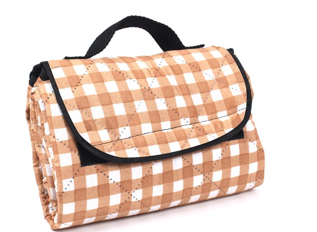 Outdoor Thickened Portable Foldable Waterproof Picnic Mat Beach Blanke view 3