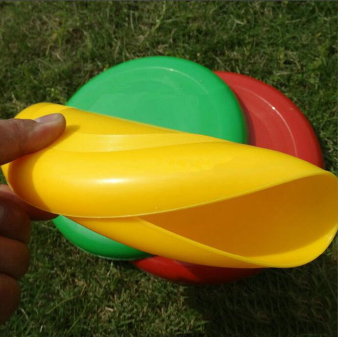 9" Plastic Flying Disc view 3